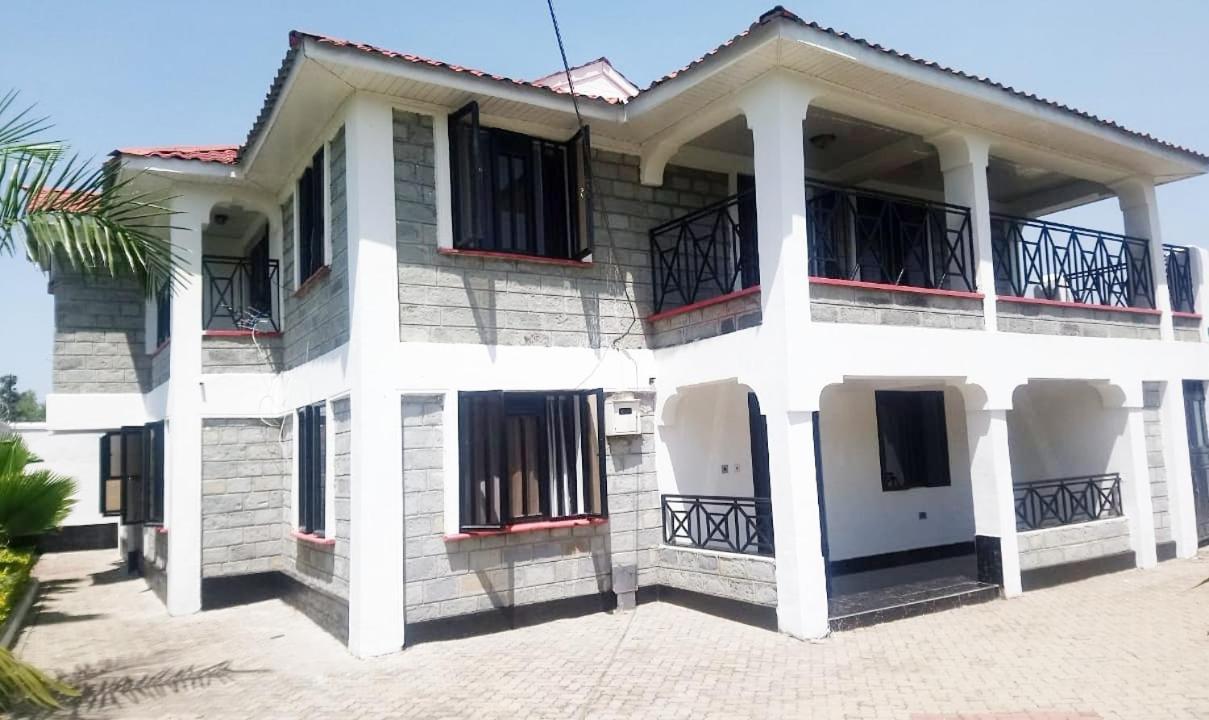 Sofitel 3 Bedrooms Own Compound Mamboleo Кисуму Экстерьер фото